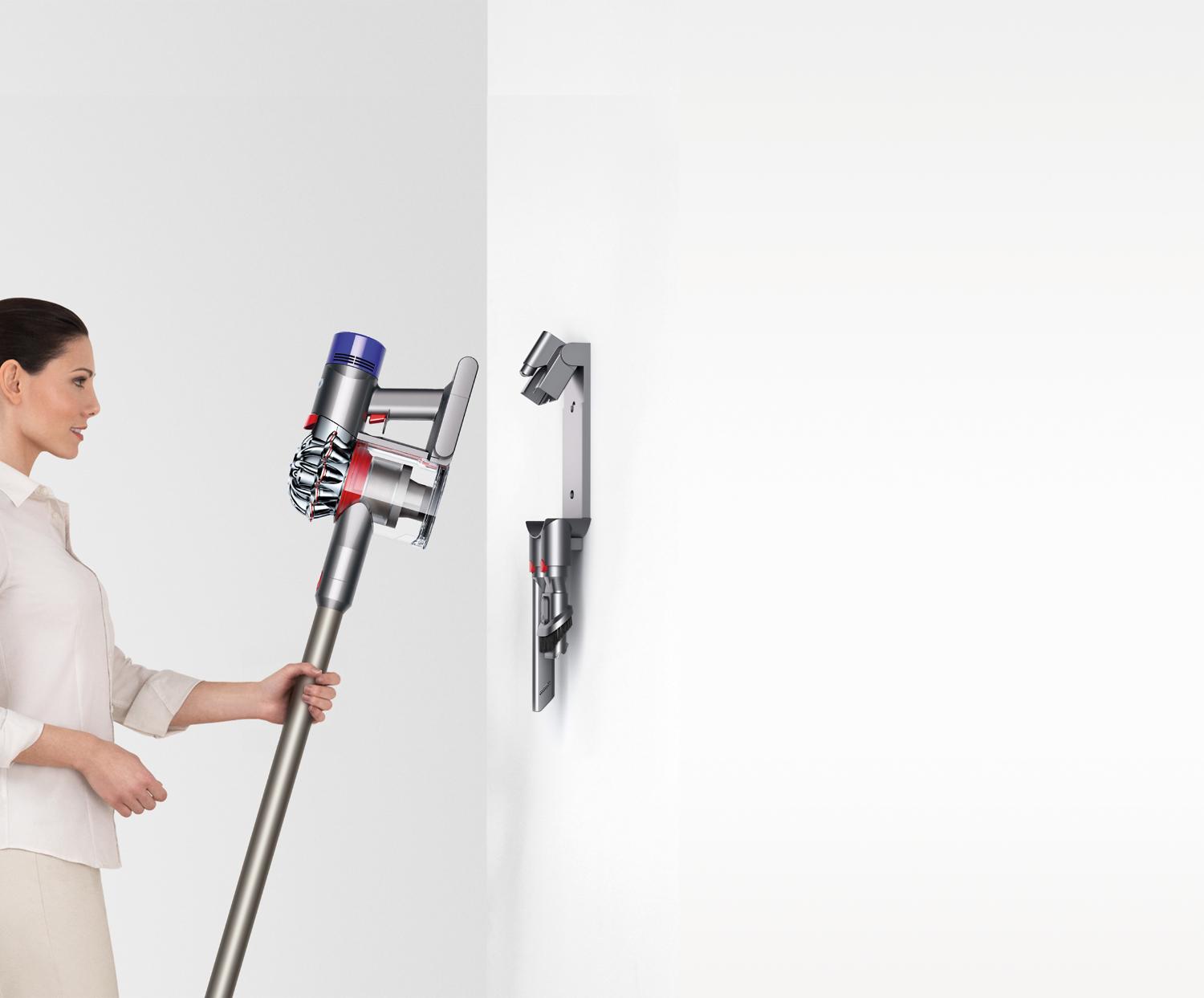 Dyson V8™ vacuum wall bracket